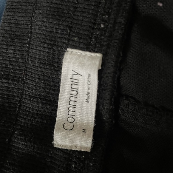 Aritzia Community Cargo Pants in Black - Picture 4 of 5